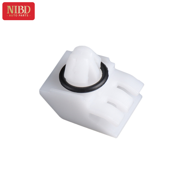 Trim Moulding Clip A0009914471 For Mercedes W204