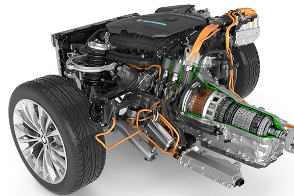 What are the symptoms of a broken engine mount? How long should it be replaced?