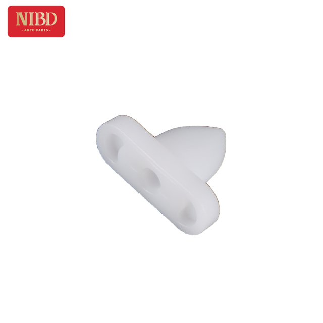 Front Window Trim Retainer A2096900018 For Mercedes W209
